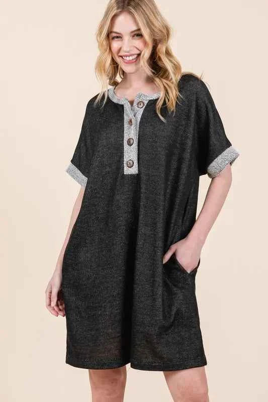 Casual Contrast Trim Henley Dress
