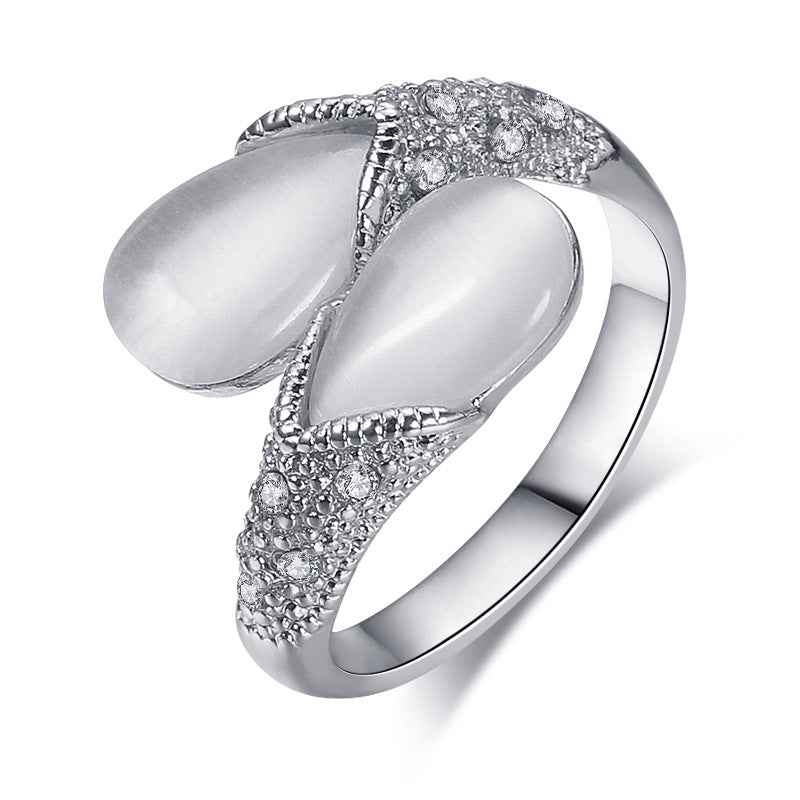 Drop-shaped white gemstone ring - VEX CLUB HOUSE