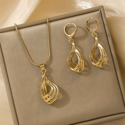 Women's Creative Round Heart-Shaped Pendant Necklace - VEX CLUB HOUSE