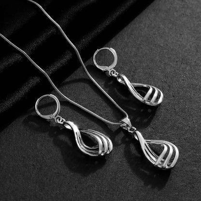 Women's Creative Round Heart-Shaped Pendant Necklace - VEX CLUB HOUSE