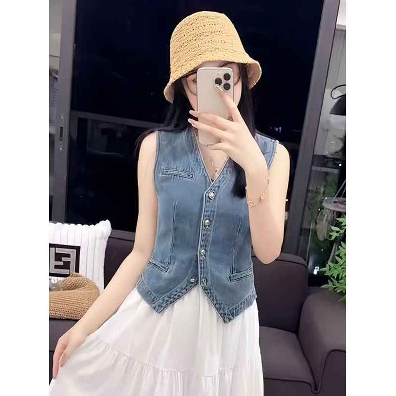 New Washed Denim Mini Vesttrendy And Stylish - VEX CLUB HOUSE