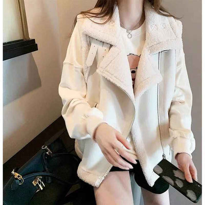 Versatile Outerwear Vest For Women To Layer And Style In Various Ways - VEX CLUB HOUSE