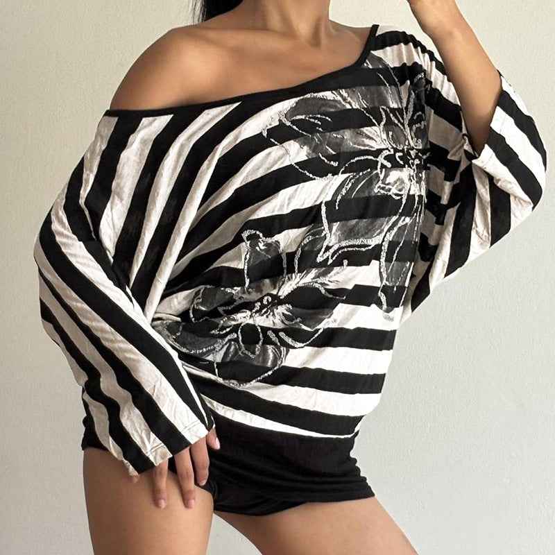 Stylish And Minimalist Long Sleeve Top For Women - VEX CLUB HOUSE