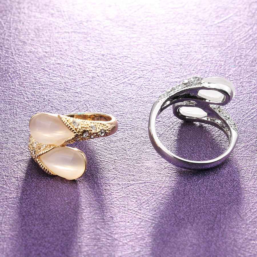 Drop-shaped white gemstone ring - VEX CLUB HOUSE