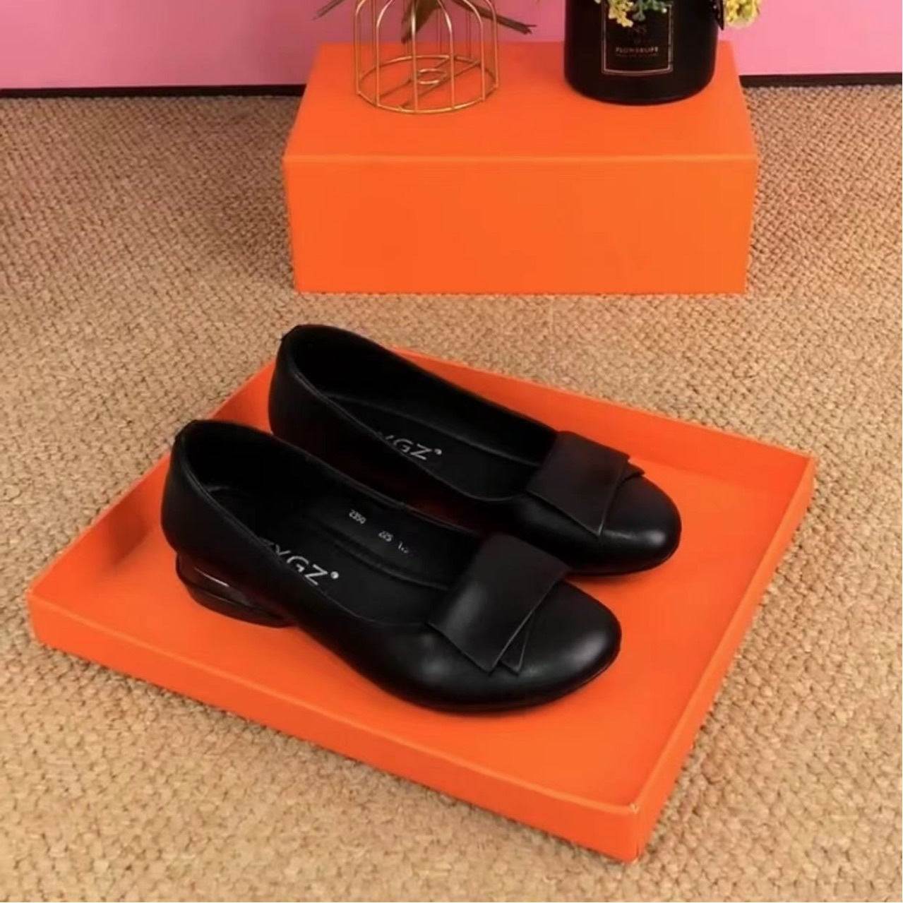 Women's Flat Bottom Leather Fashion Casual Shoes - VEX CLUB HOUSE
