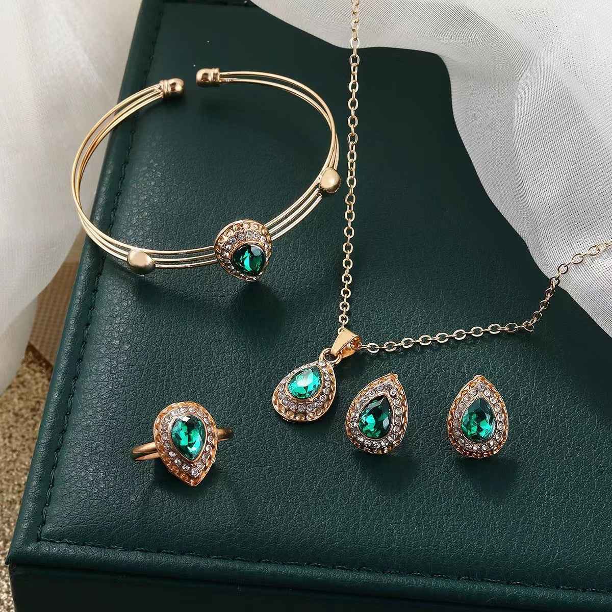 Jewelry Suit Women's Water Drop Gem Series Necklace Earring Ring Bracelet Four-piece Set - VEX CLUB HOUSE