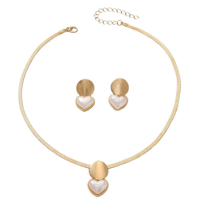 Women's Creative Round Heart-Shaped Pendant Necklace - VEX CLUB HOUSE