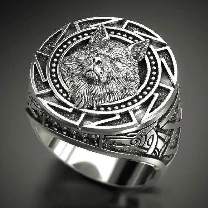 Wolf's Valor Ring