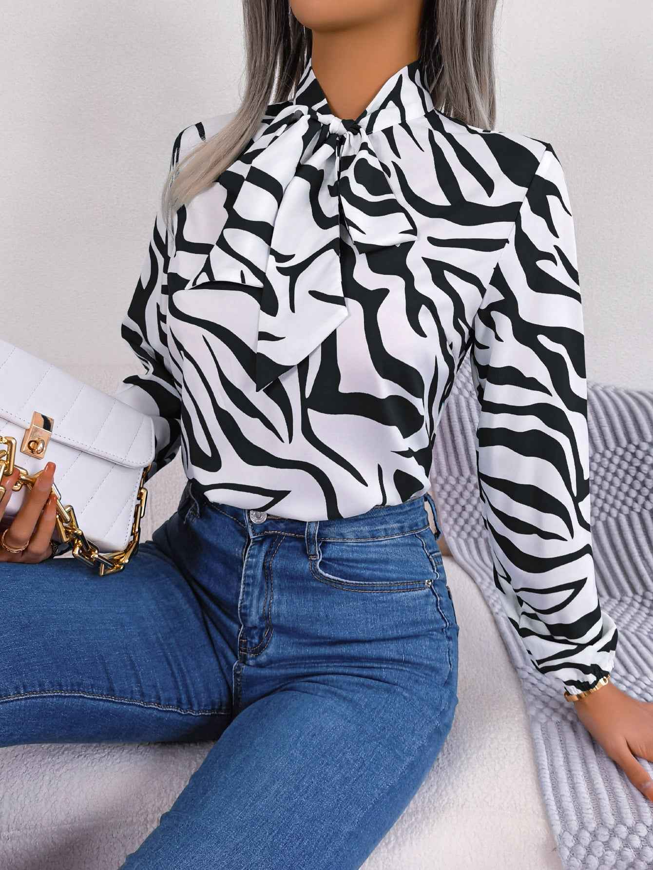 Elegant Contrasting-Color Striped Top For Women - VEX CLUB HOUSE