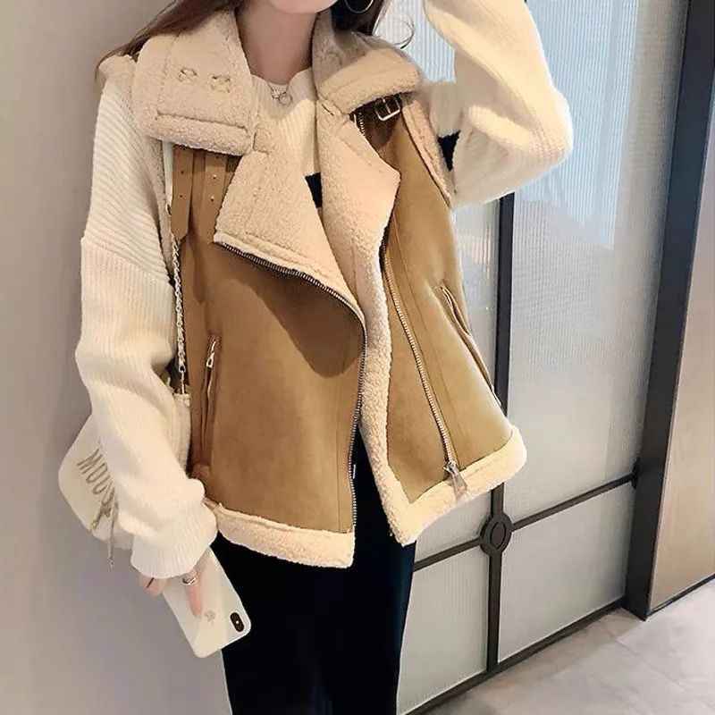 Versatile Outerwear Vest For Women To Layer And Style In Various Ways - VEX CLUB HOUSE