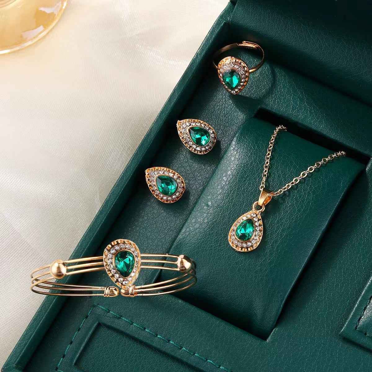 Jewelry Suit Women's Water Drop Gem Series Necklace Earring Ring Bracelet Four-piece Set - VEX CLUB HOUSE